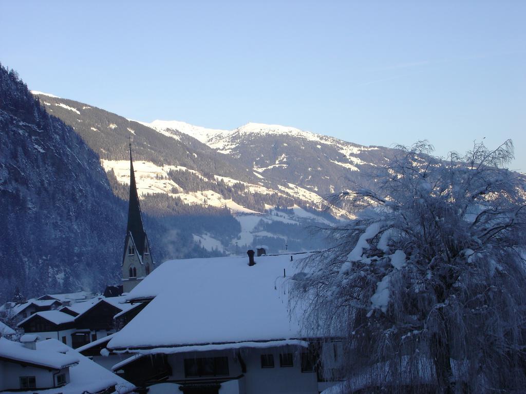 Appartements Rieser - Im Herzen Von Mayrhofen - Sonniger Balkon - 3 Schlafzimmer Quarto foto